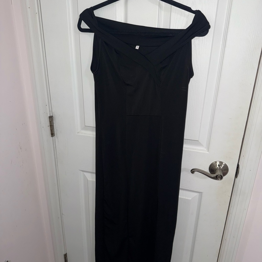 Elegant Black Women's Dress